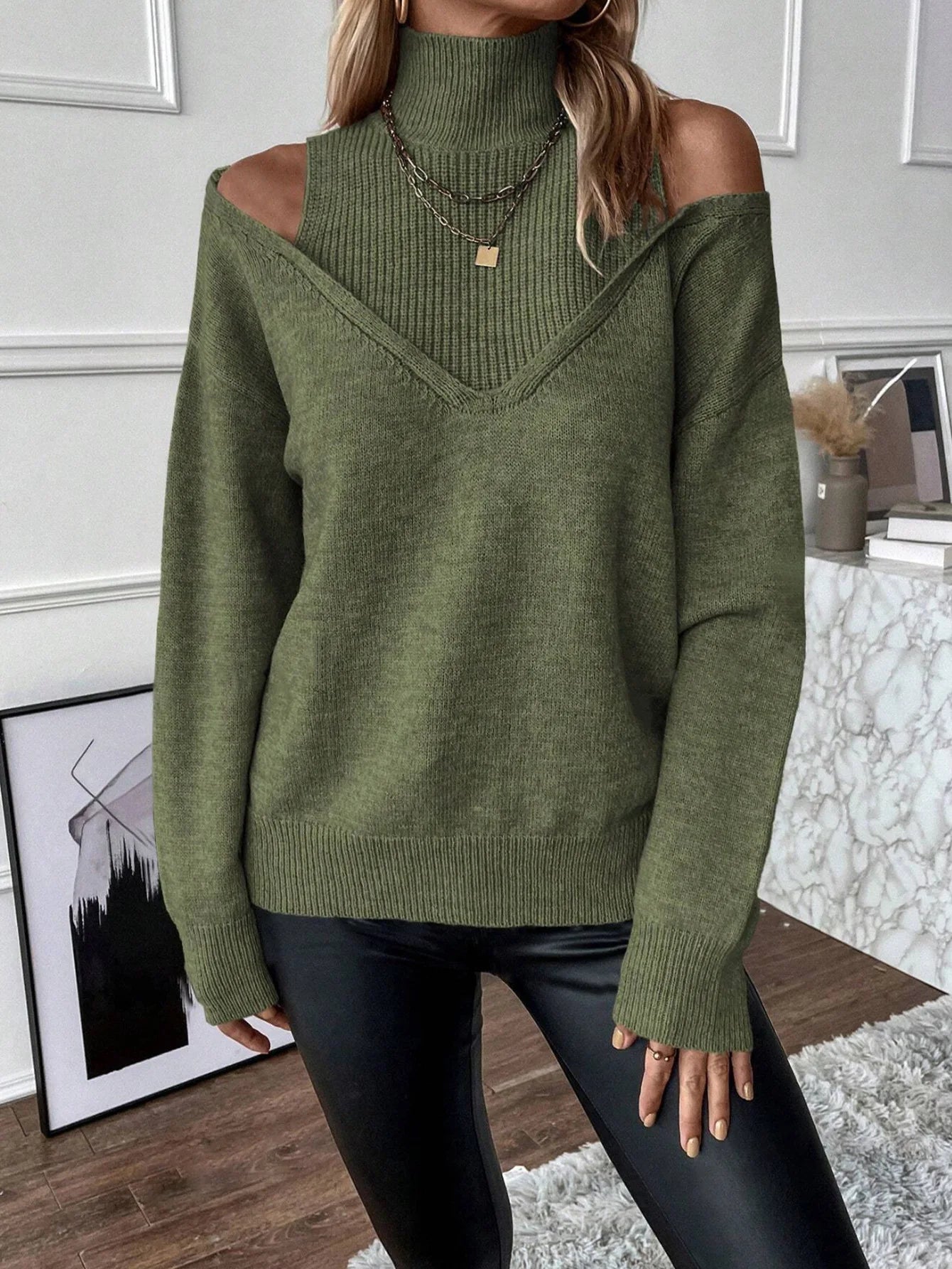 Women's V-neck elegant sweater
