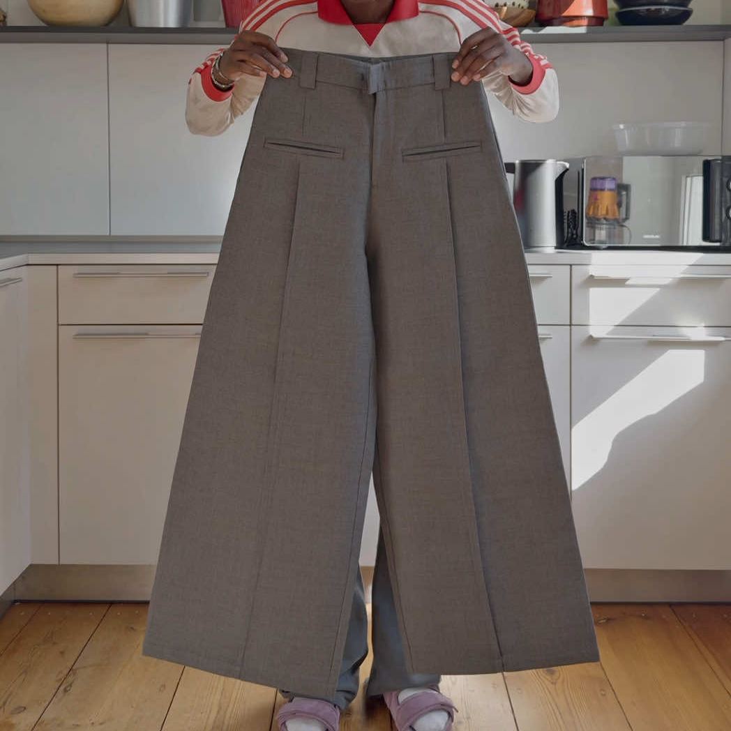 FLAT-POCKET PLEATED PANTS