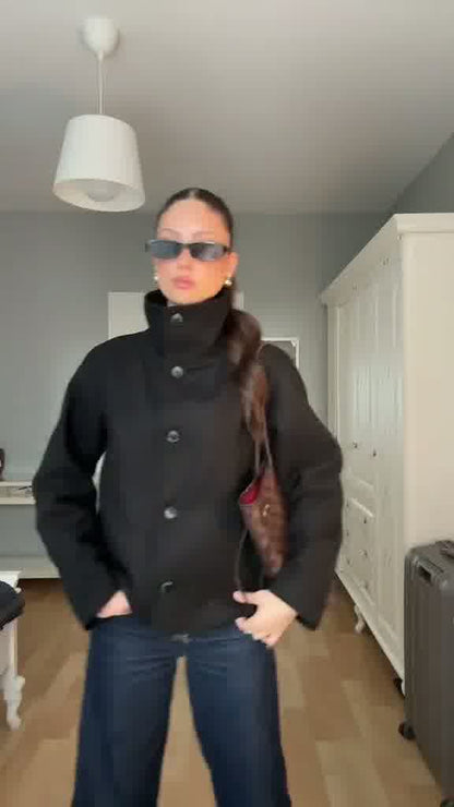 Ladies elegant short trench coat